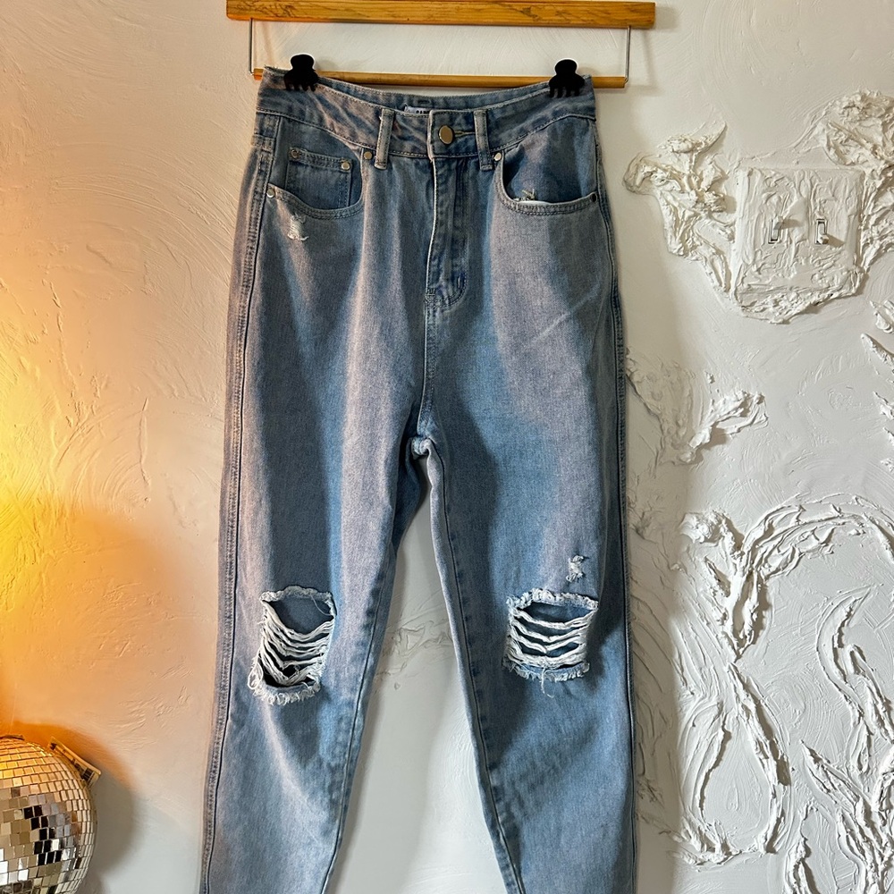 Stylish Blue Distressed Women's Jeans